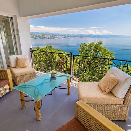 Appartamento Luxury Penthouse Prestige Near The Sea Abbazia Esterno foto