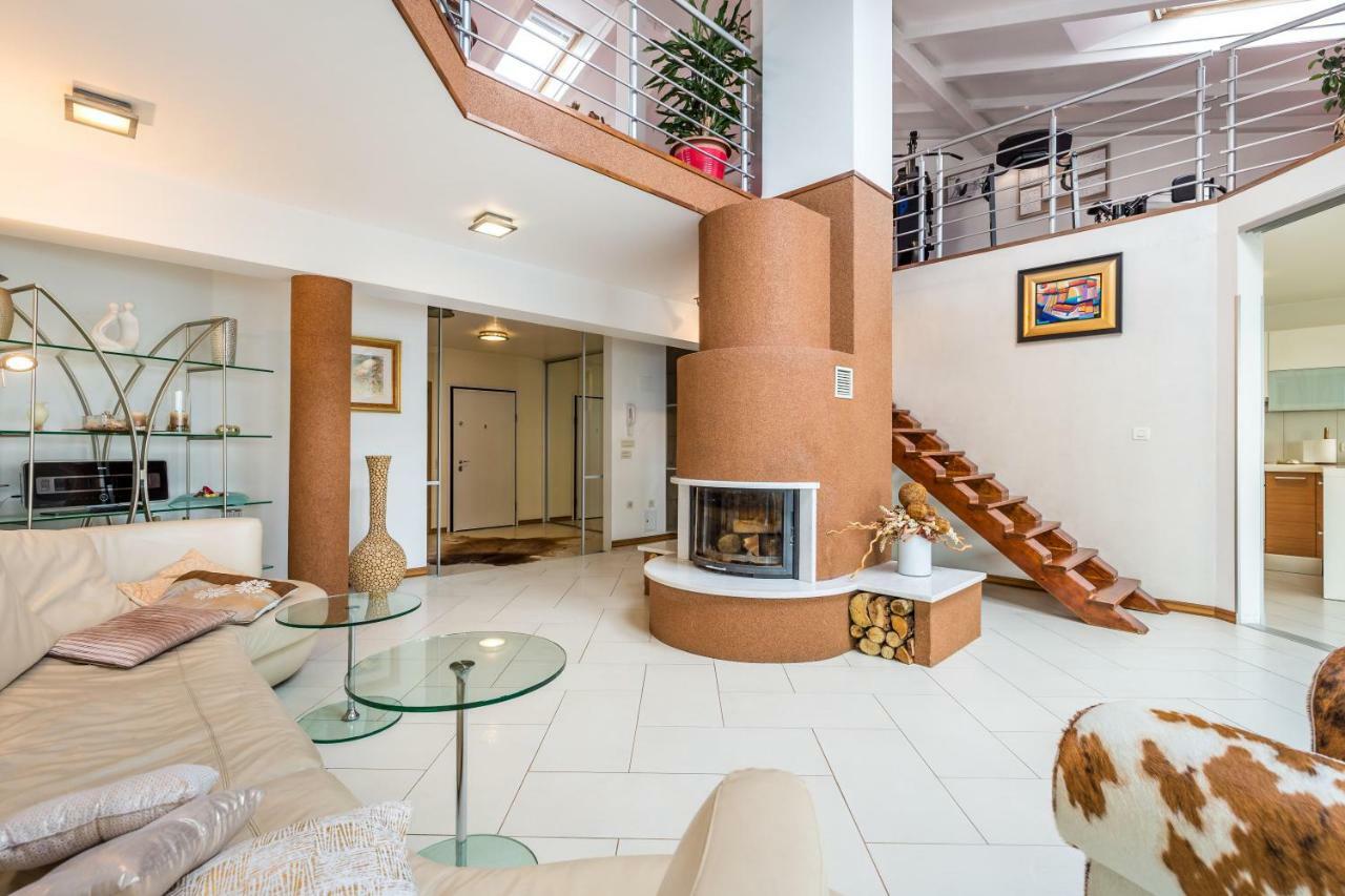 Appartamento Luxury Penthouse Prestige Near The Sea Abbazia Esterno foto